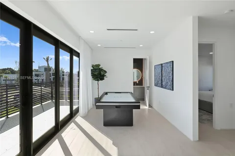 $7,500,000 | 2311 Southwest 108th Terrace, Davie, FL 33324