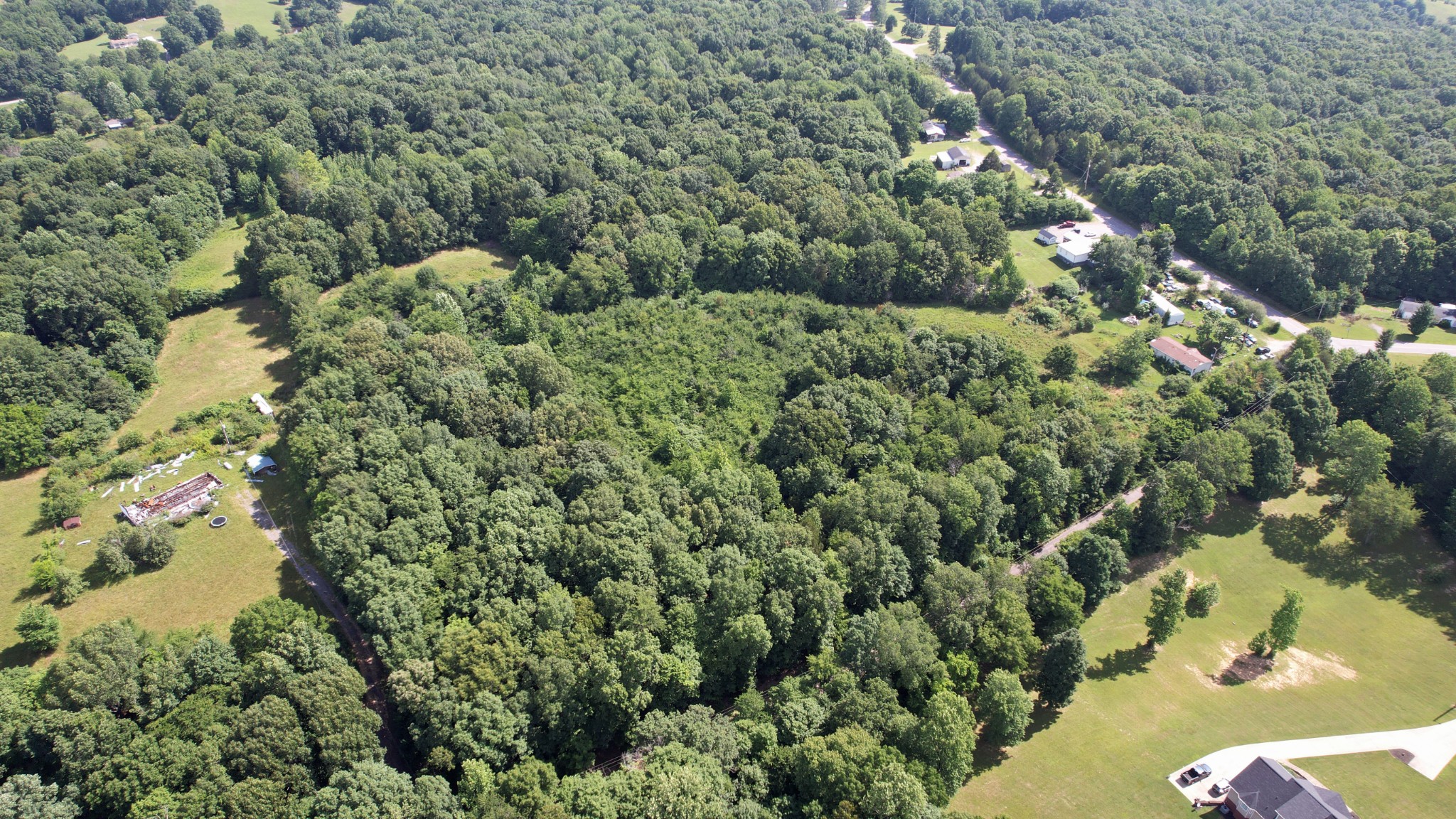 4370 Old Metal Road Palmyra, TN 37142 - Photo 8 of 60