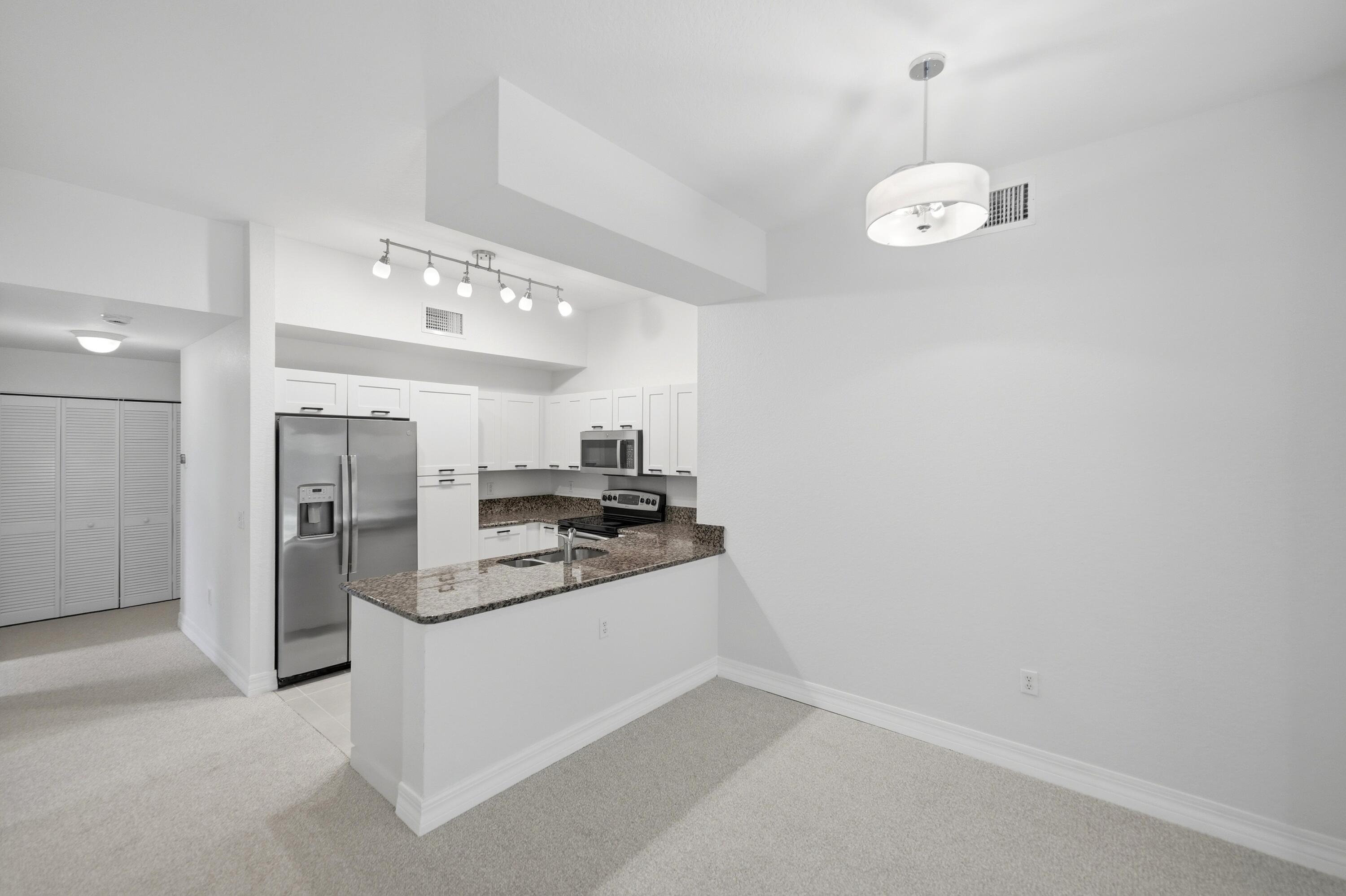 58 Southeast Palermo, Unit 104 Stuart, FL 34994 - Photo 5 of 37 28-print-58-se-palermo-ct-104
