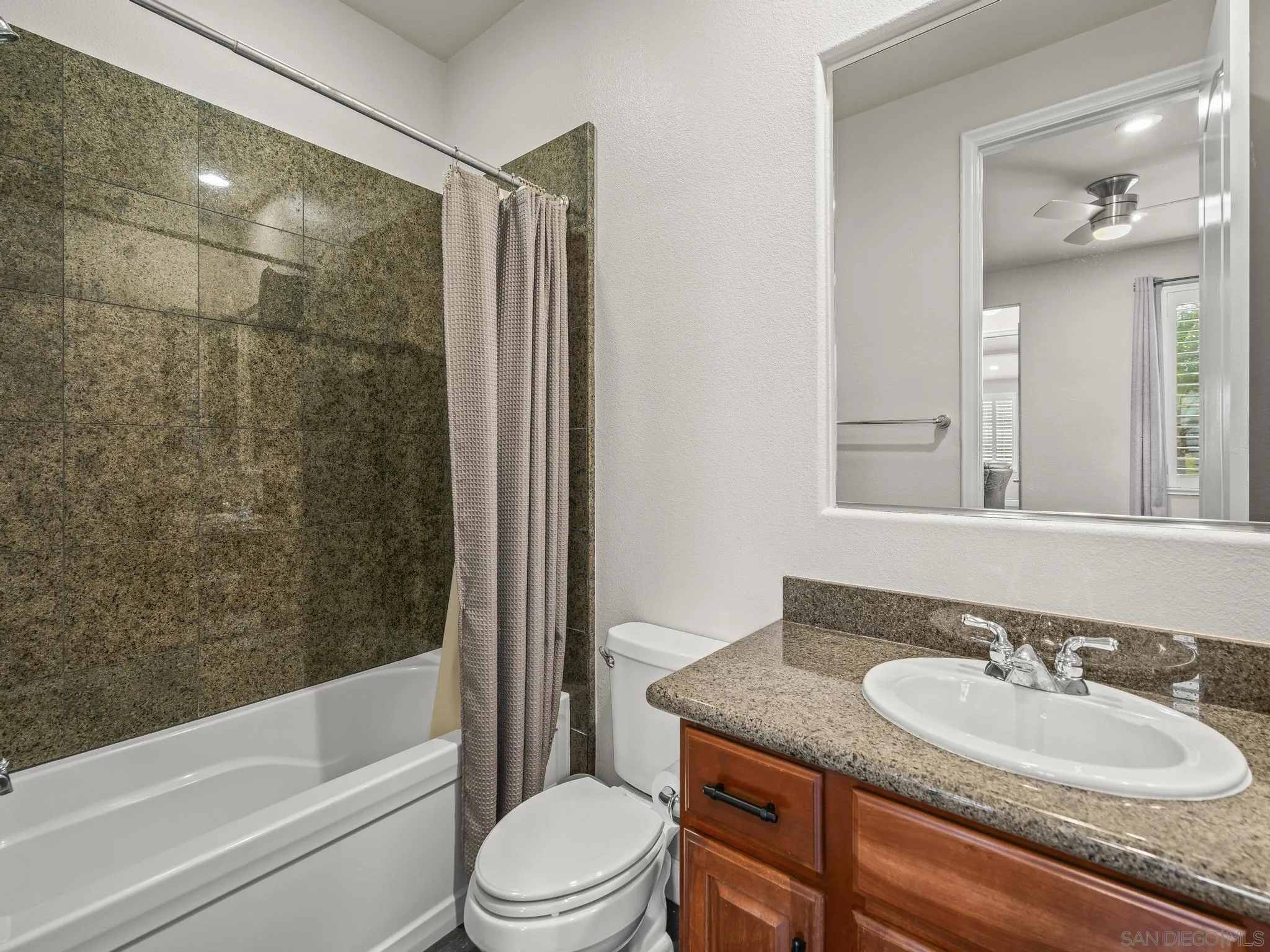 2827 Sutter Ridge Drive Chula Vista, CA 91914 - Photo 46 of 67 Gallery Image 46