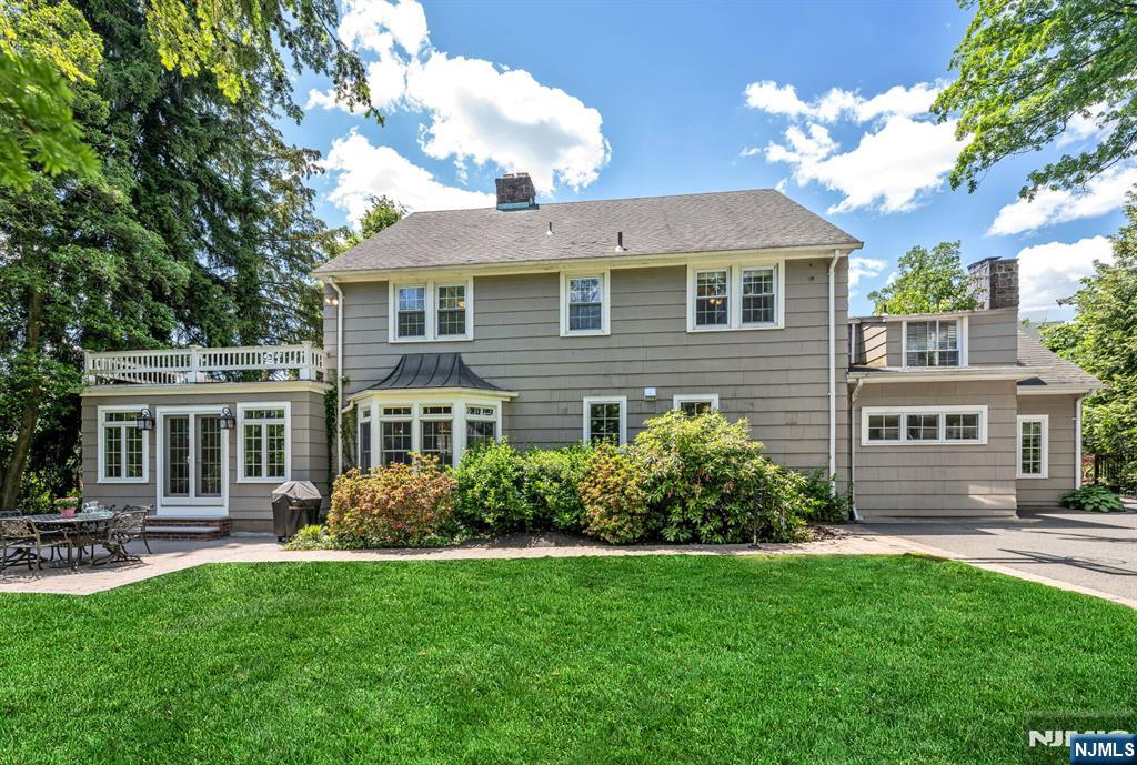 243 Hempstead Road Ridgewood, NJ 07450 - Photo 32 of 36