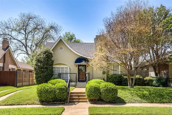 $2,250 | 3144 Wabash Avenue, Fort Worth, TX 76109
