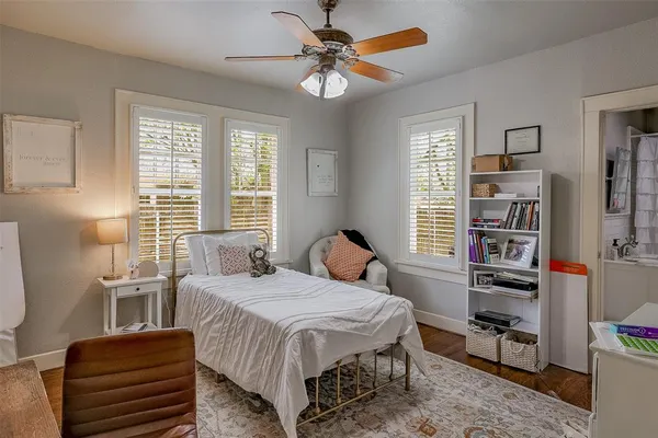 $2,250 | 3144 Wabash Avenue, Fort Worth, TX 76109