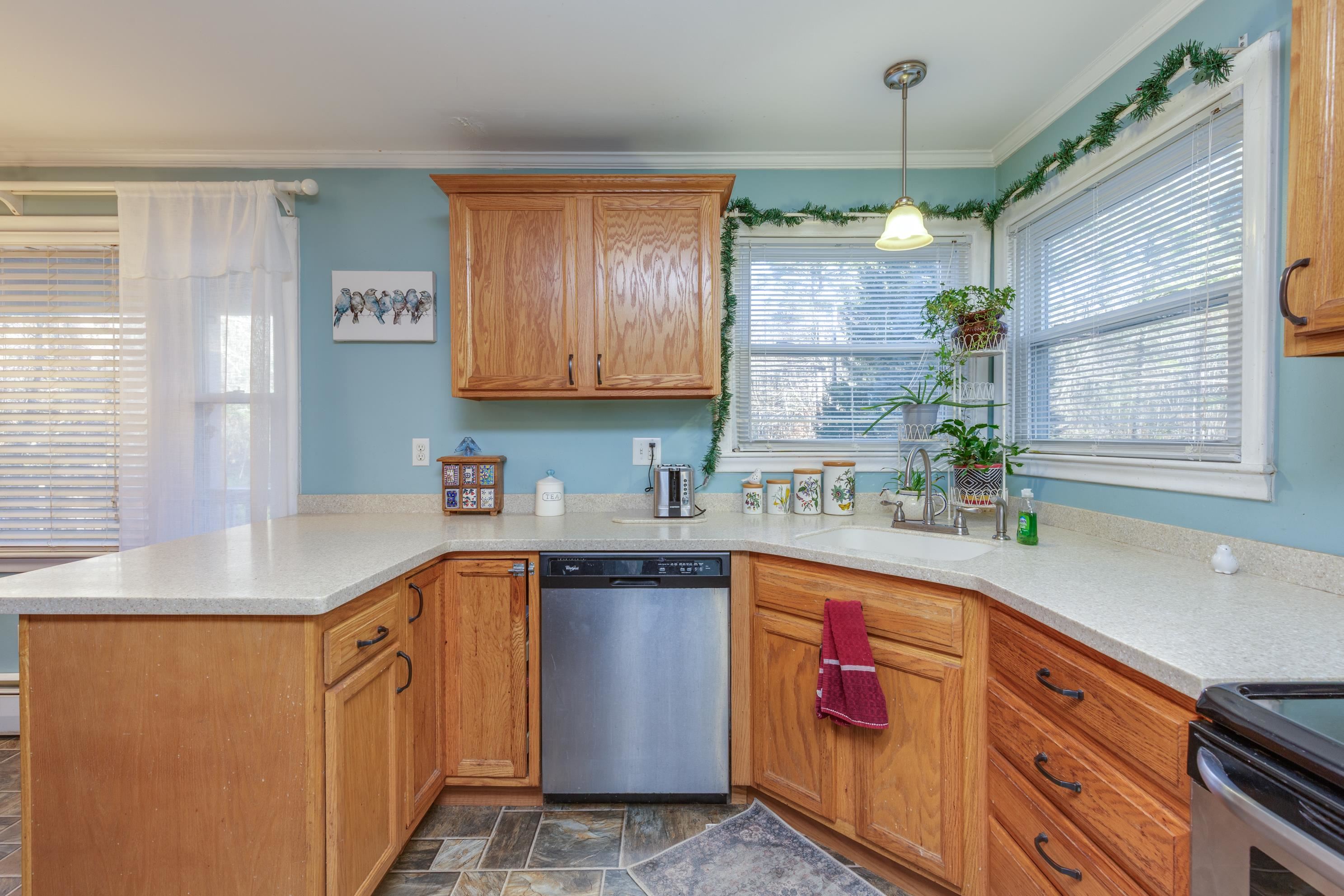 7 Currier Road Concord, NH 03301 - Photo 4 of 34