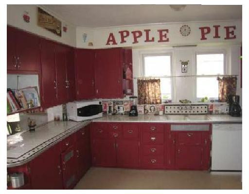 202 Division Street Clinton, MI 49236 - Photo 4 of 10 Photo 4