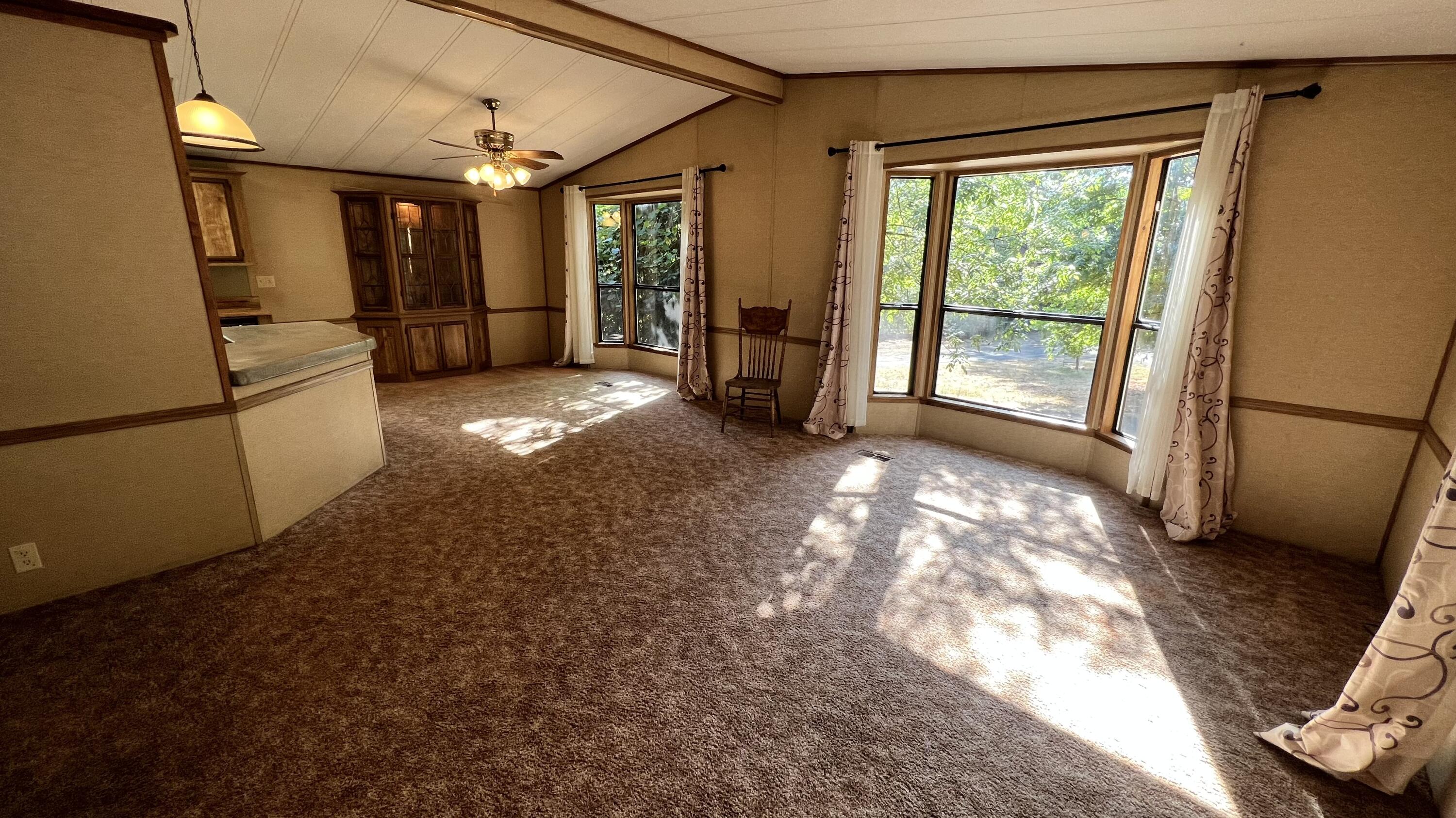 321 Taylor Road Trail, OR 97541 - Photo 9 of 56 Living Room to Dining