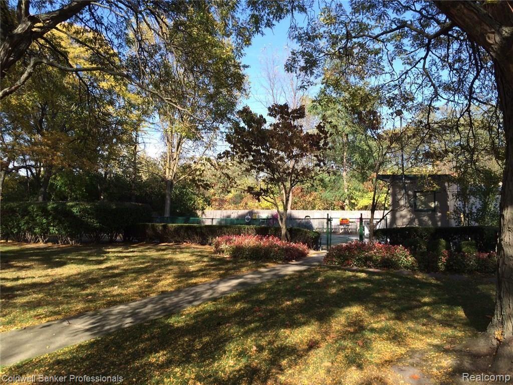 868 North Adams Road, Unit 37 Birmingham, MI 48009 - Photo 19 of 23