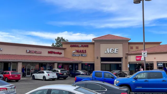 $799 | 15605 North 29th Street, Unit 2, Phoenix, AZ 85032