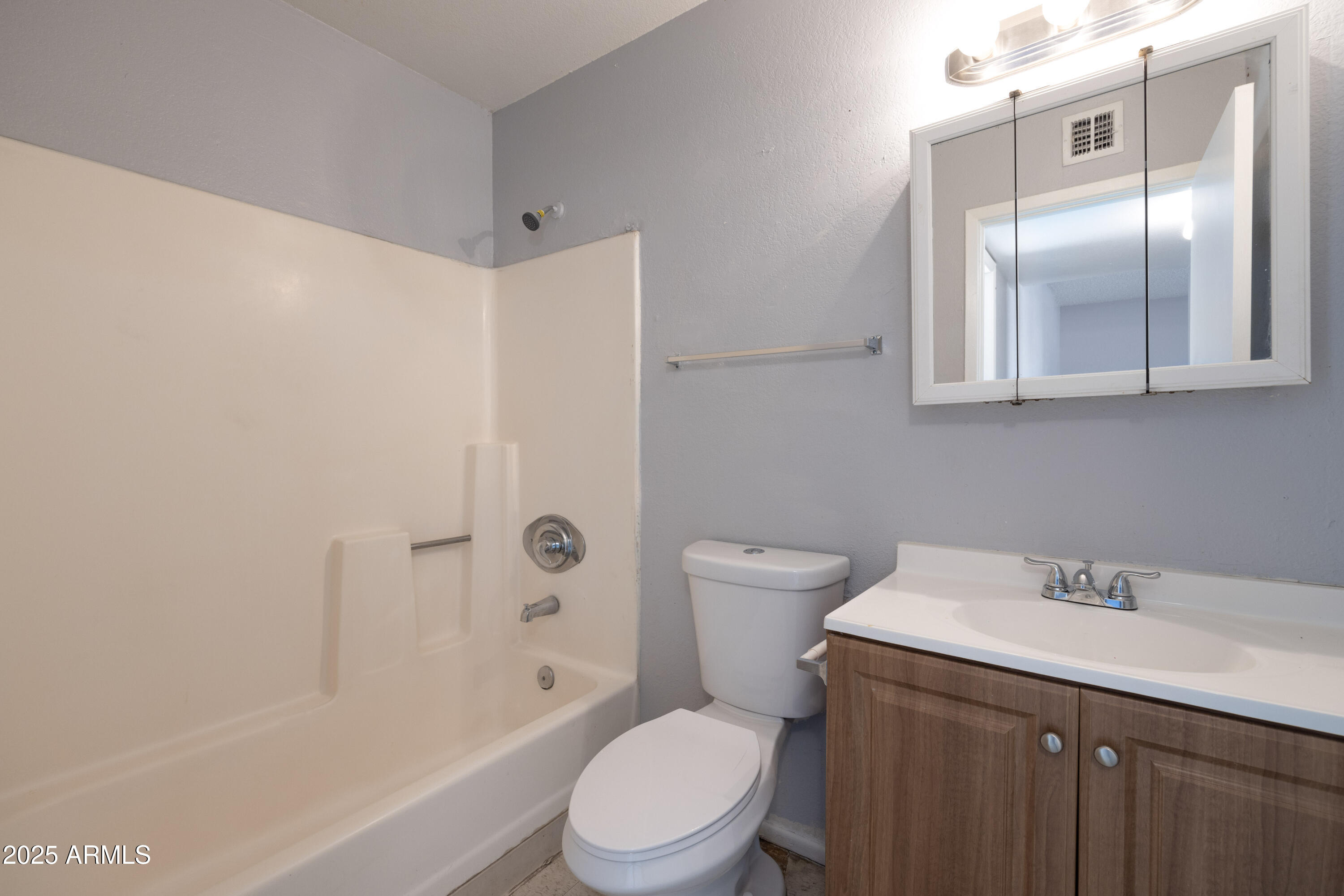 15605 North 29th Street, Unit 2 Phoenix, AZ 85032 - Photo 8 of 43 15605(7)