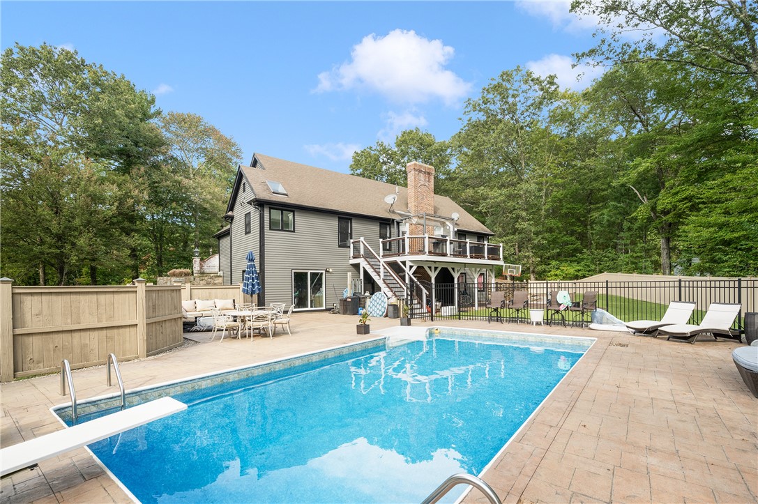 291 Old Oxford Road North Smithfield, RI 02896 - Photo 42 of 50 Gallery Image 42