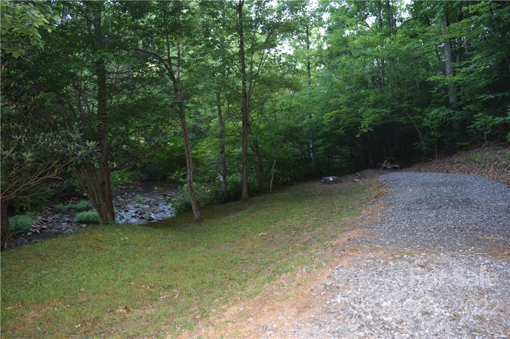 7024 Watershed Road Morganton, NC 28655 - Photo 11 of 19 Gallery Image 11