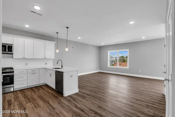 $3,250 | 33 Union Avenue, Unit 309, Manasquan, NJ 08736
