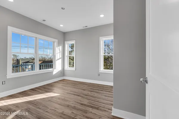$3,250 | 33 Union Avenue, Unit 309, Manasquan, NJ 08736