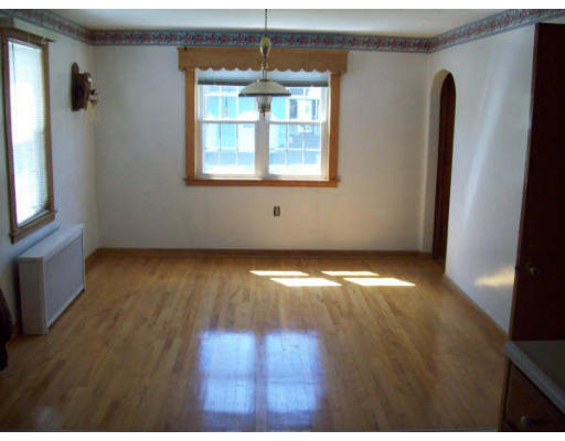 49 Manor Road Shrewsbury, MA 01545 - Photo 7 of 10 Gallery Image 7