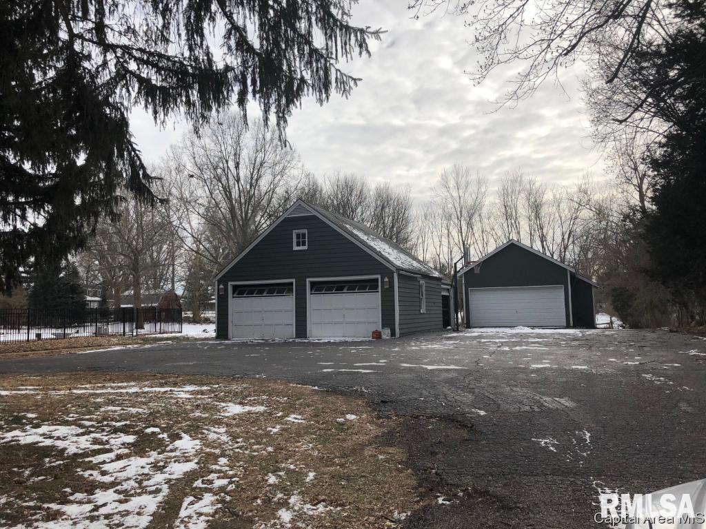 1460 West Main Street Rochester, IL 62563 - Photo 3 of 3