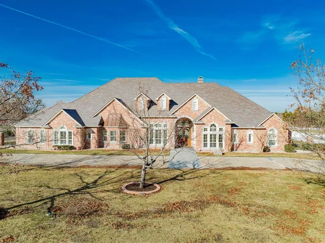 $1,550,000 | 1990 Broken Lance Lane, Rockwall, TX 75032