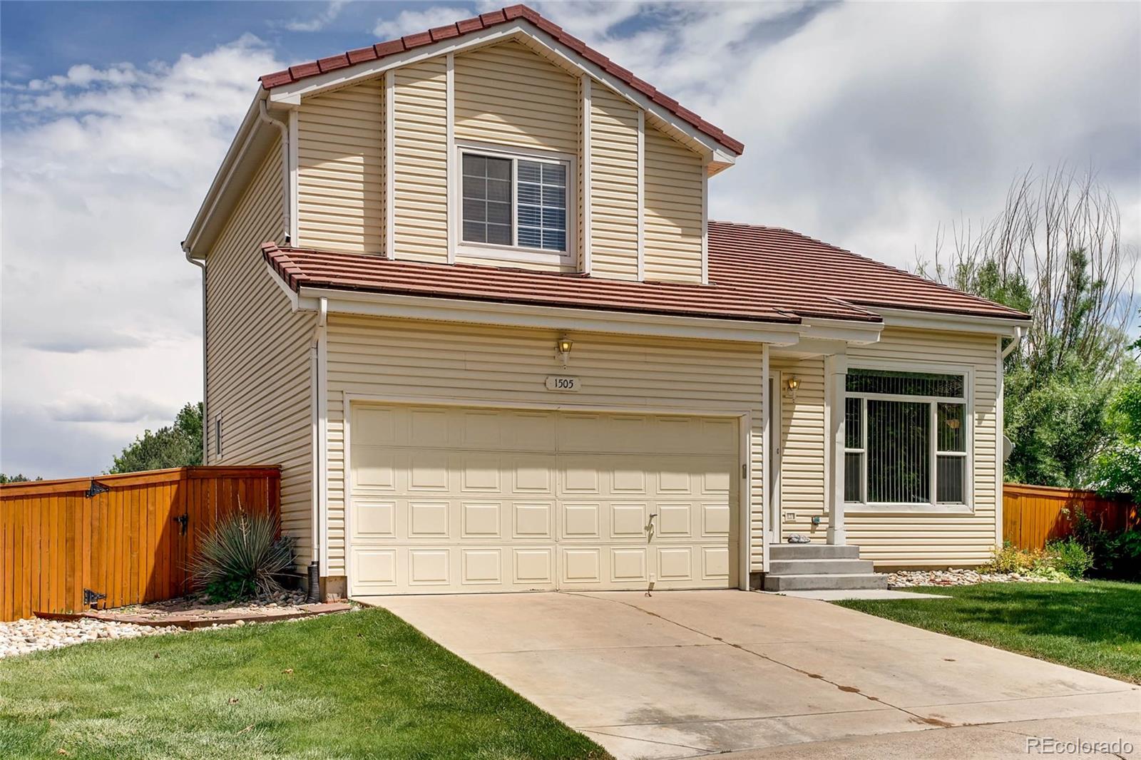 1505 Spring Water Way Highlands Ranch, CO 80129 - Photo 2 of 35