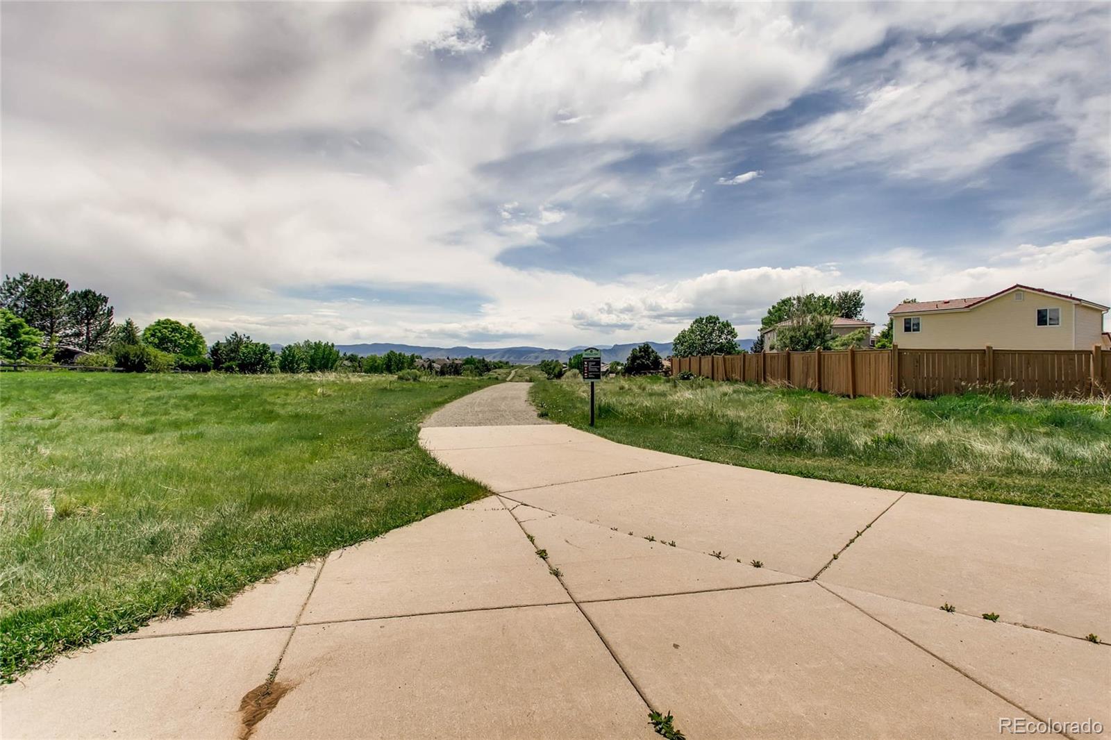 1505 Spring Water Way Highlands Ranch, CO 80129 - Photo 28 of 35