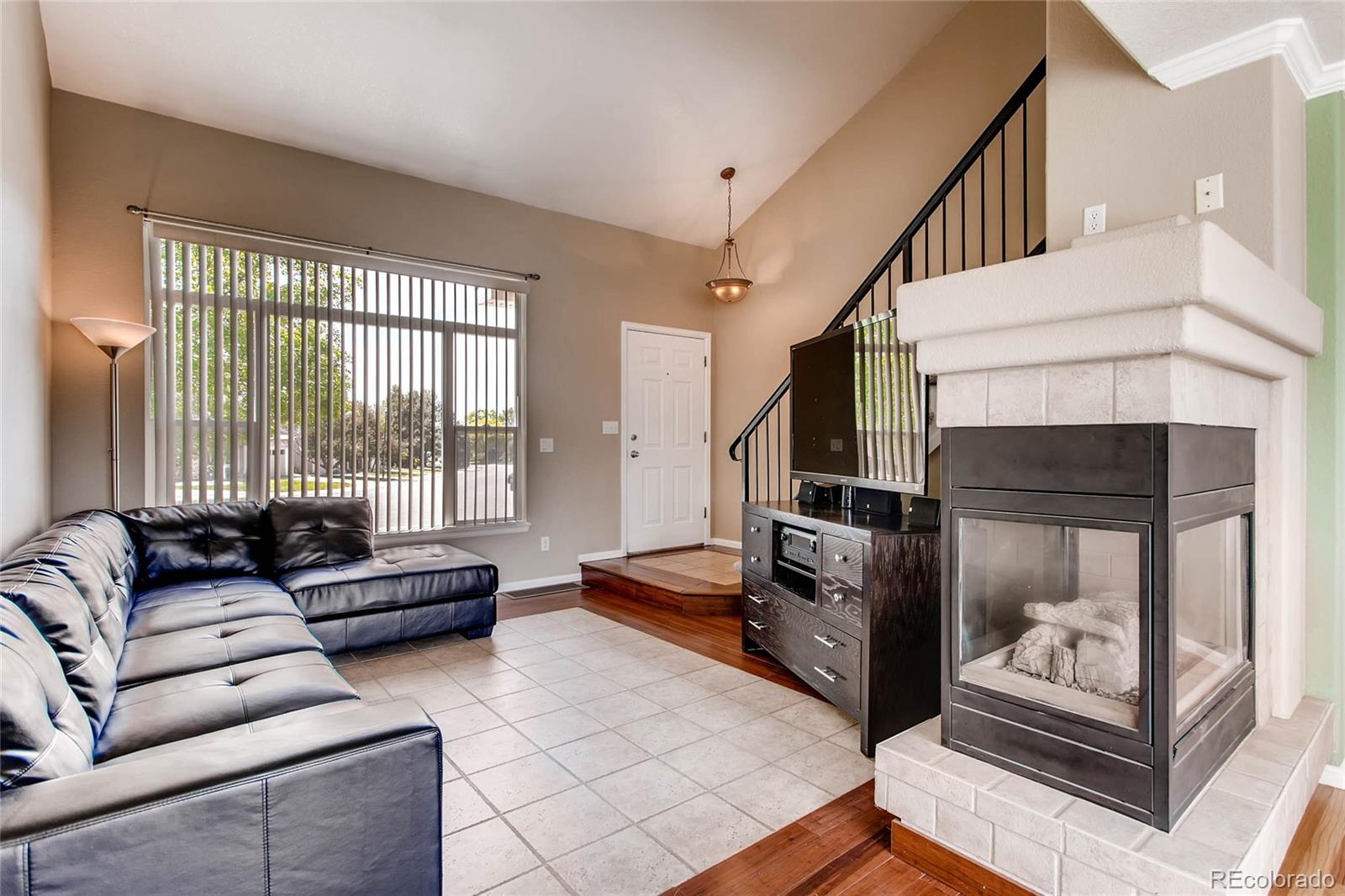 1505 Spring Water Way Highlands Ranch, CO 80129 - Photo 6 of 35