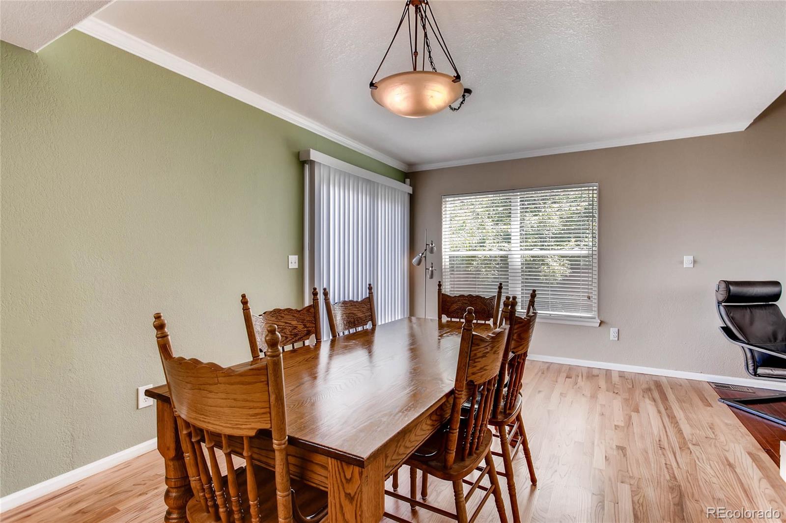 1505 Spring Water Way Highlands Ranch, CO 80129 - Photo 7 of 35