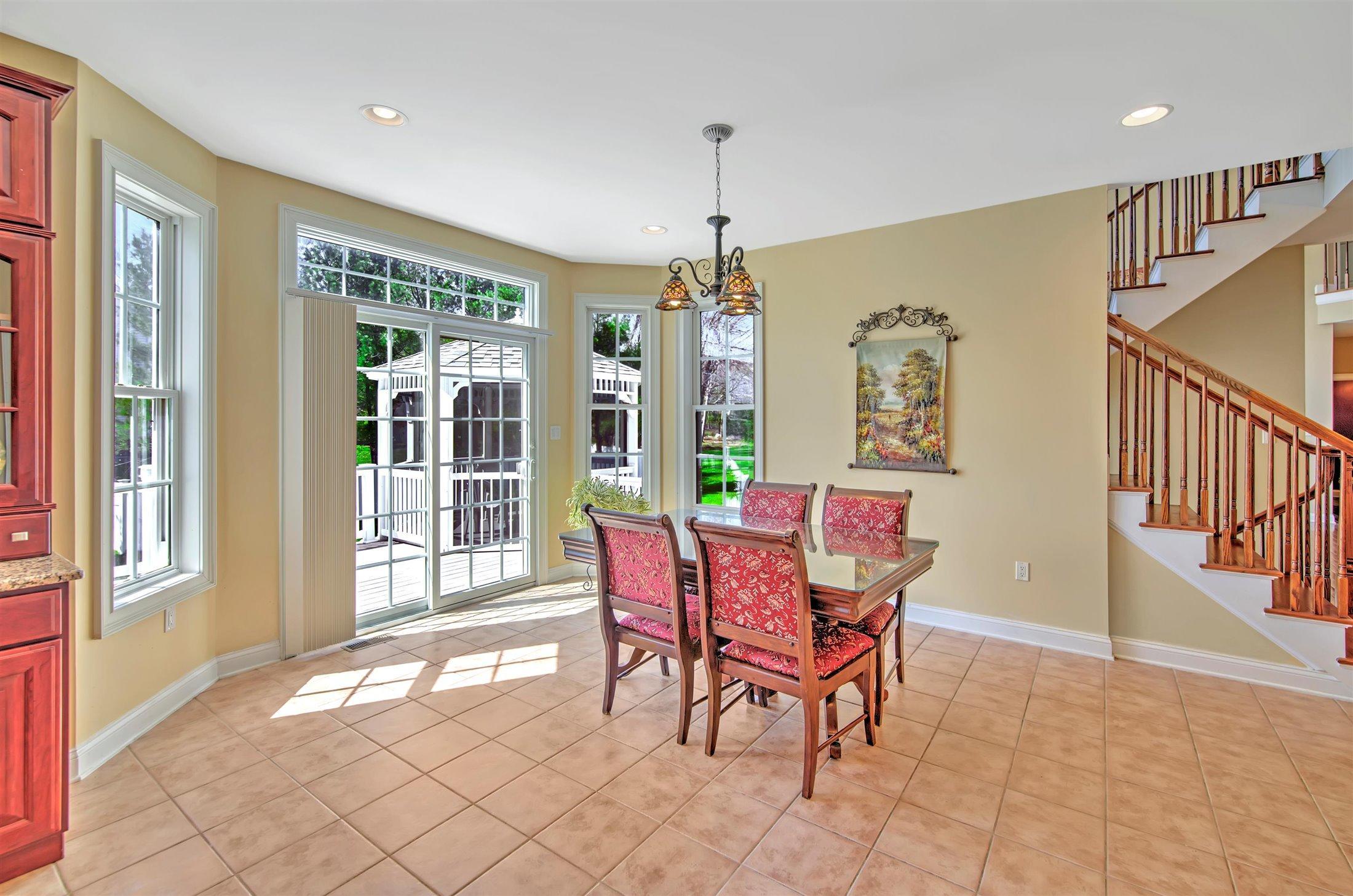 55 Rutledge Road Marlboro, NJ 07746 - Photo 22 of 51 22-KITCHEN