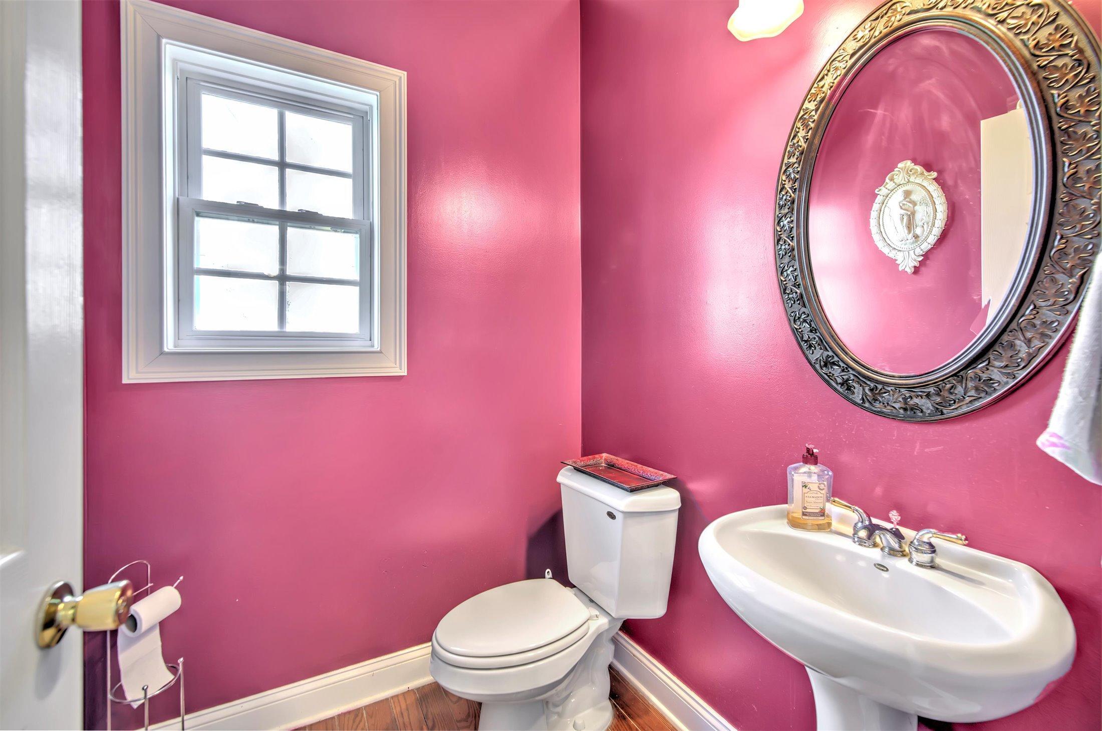 55 Rutledge Road Marlboro, NJ 07746 - Photo 23 of 51 23-POWDER ROOM