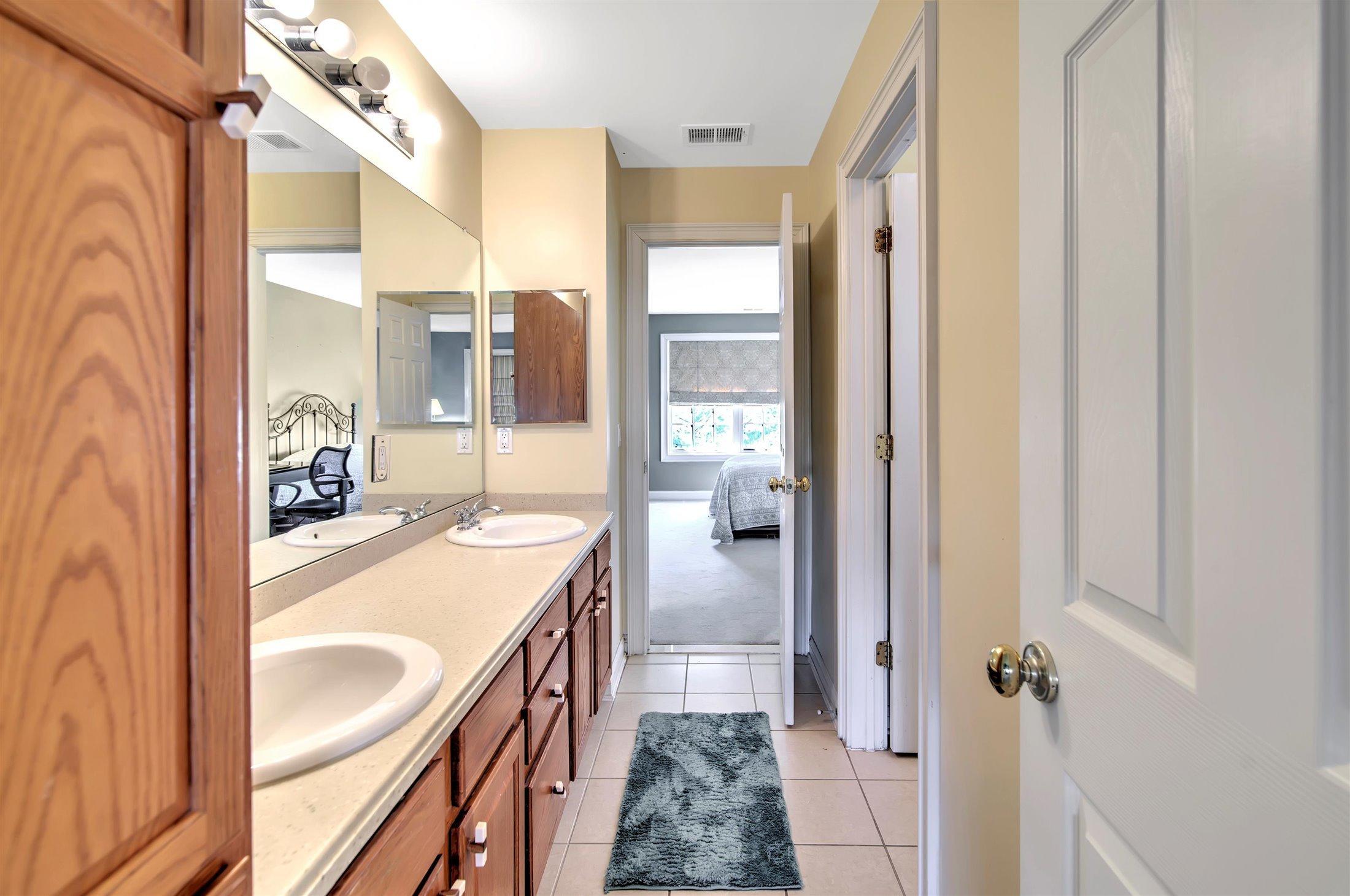 55 Rutledge Road Marlboro, NJ 07746 - Photo 34 of 51 34-JACK AND JILL BATHROOM