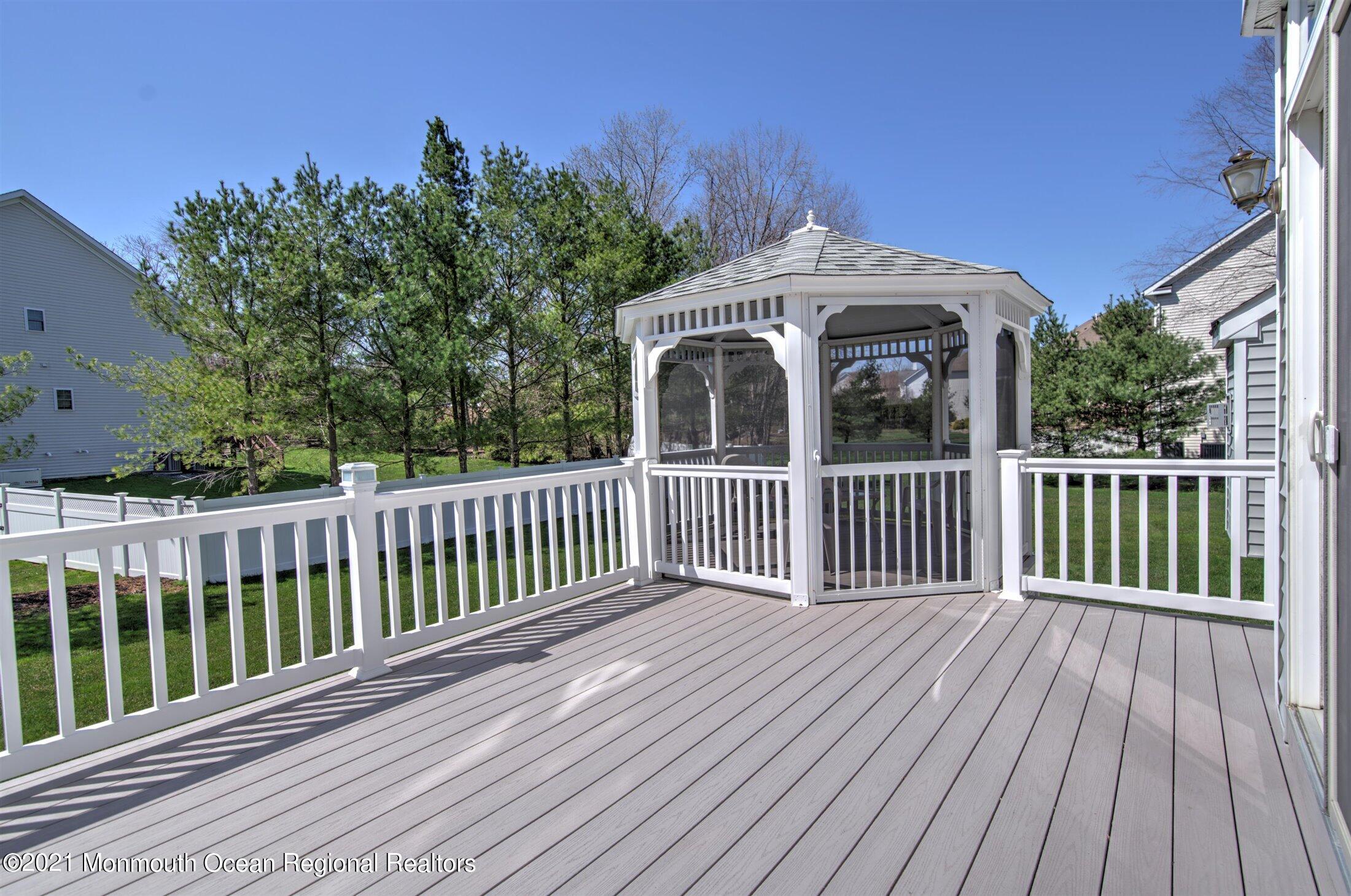 55 Rutledge Road Marlboro, NJ 07746 - Photo 47 of 51 47-DECK
