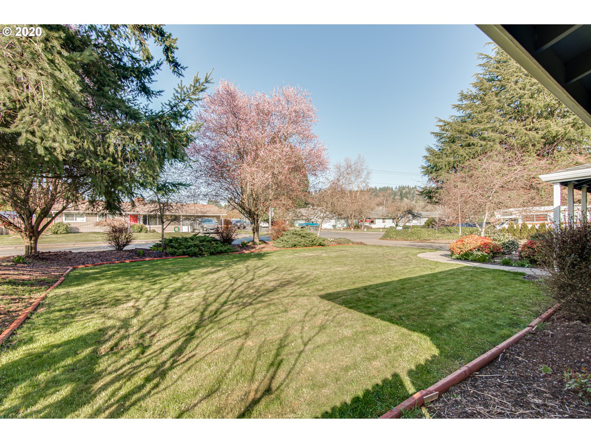 328 Gun Club Road Woodland, WA 98674 - Photo 4 of 32 Gallery Image 4