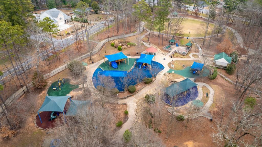 2368 Peeler Road Dunwoody, GA 30338 - Photo 39 of 47 a view of entryway