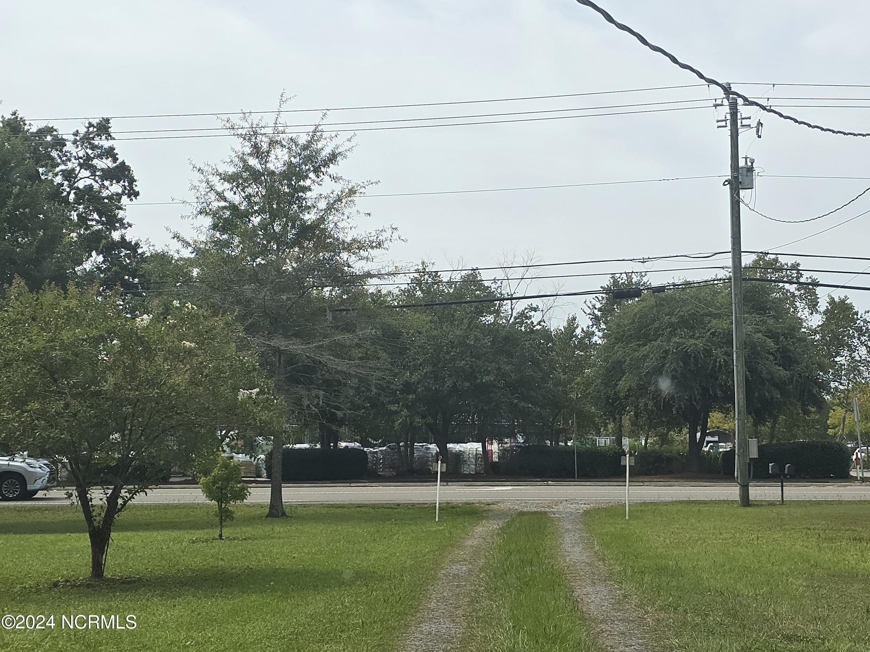 633 Piner Road Wilmington, NC 28409 - Photo 19 of 20 20240912_115746