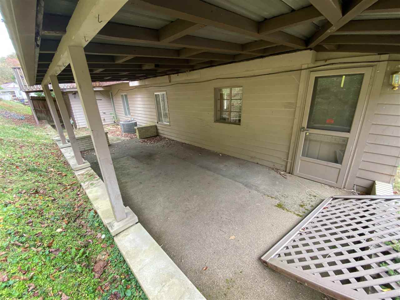 3717 Norwood Road Huntington, WV 25705 - Photo 6 of 27 Gallery Image 6