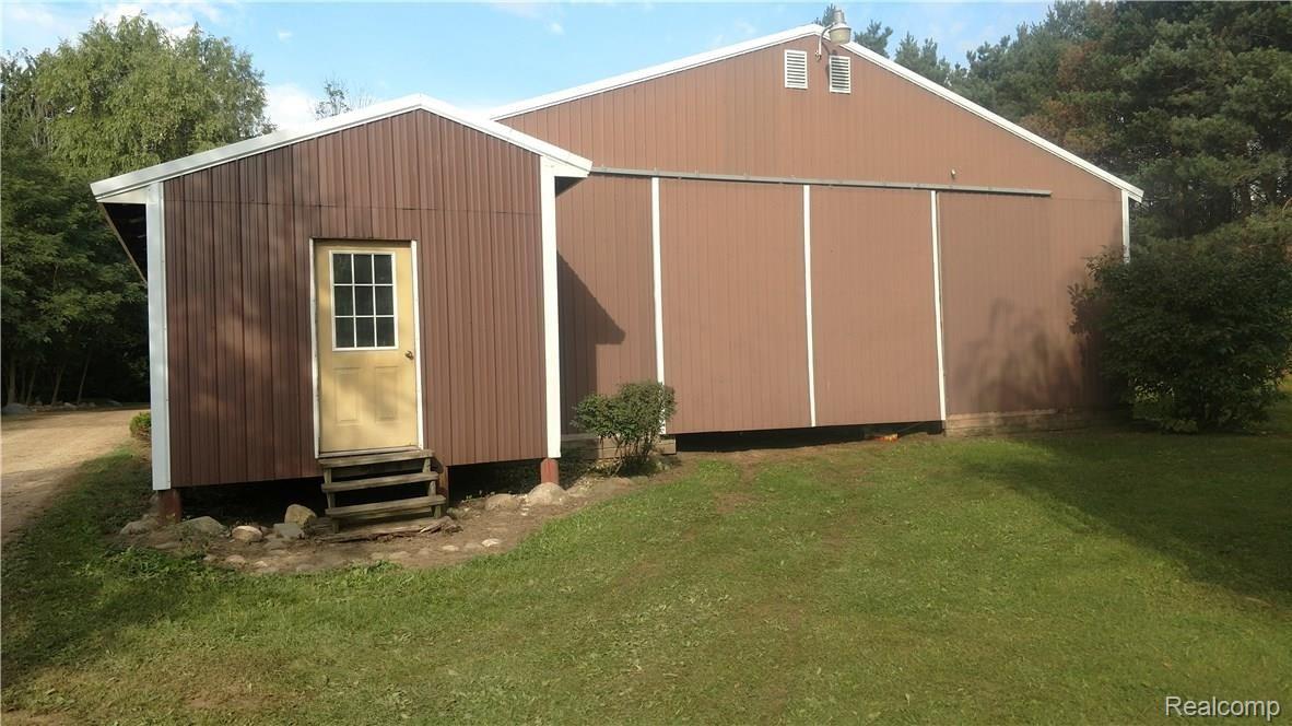 4727 Reynolds Road Marlette, MI 48453 - Photo 24 of 42 IMG_20160922_102911165.jpg