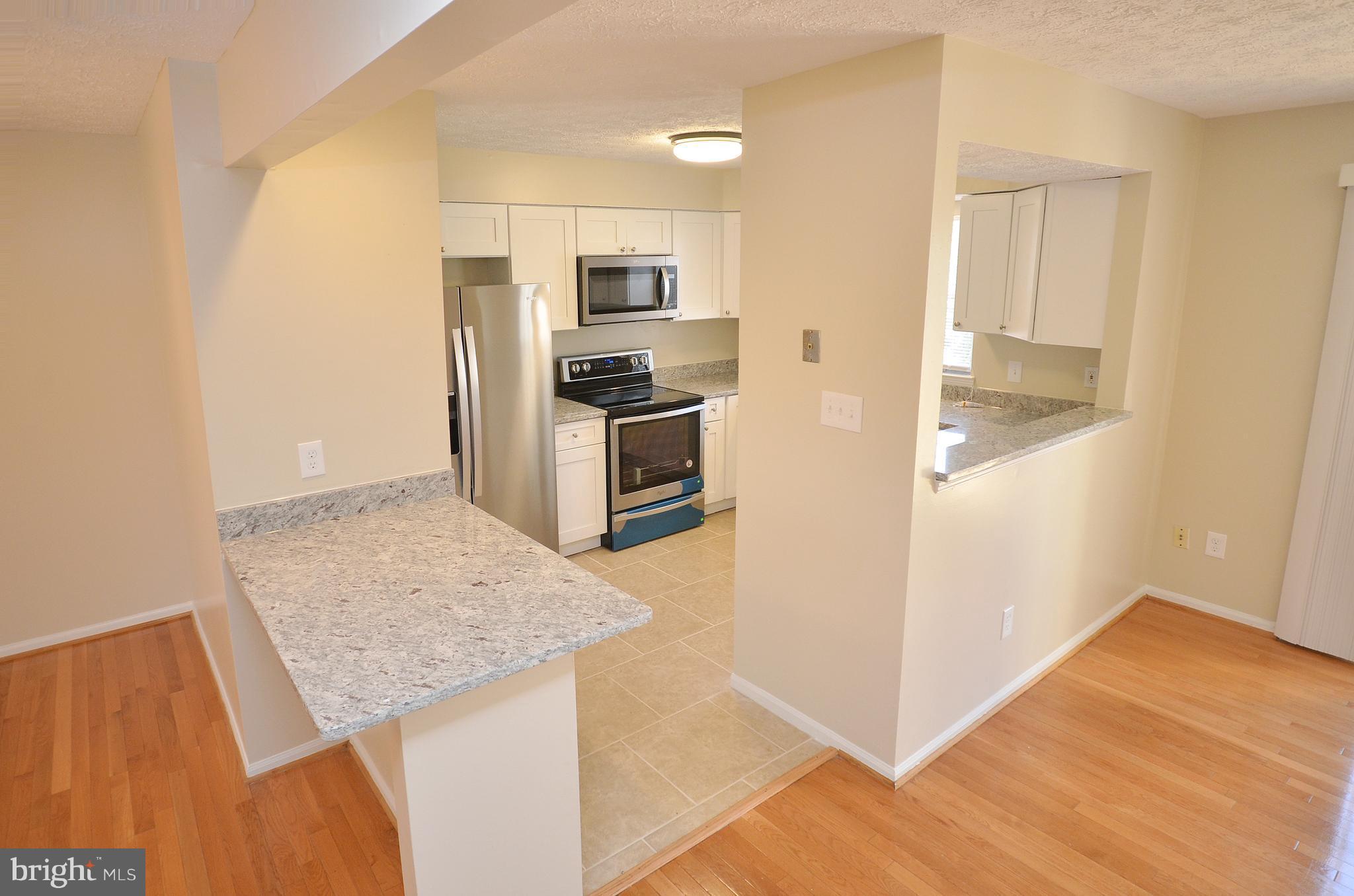14091 Winding Ridge Lane Centreville, VA 20121 - Photo 5 of 29 New Granite Counters