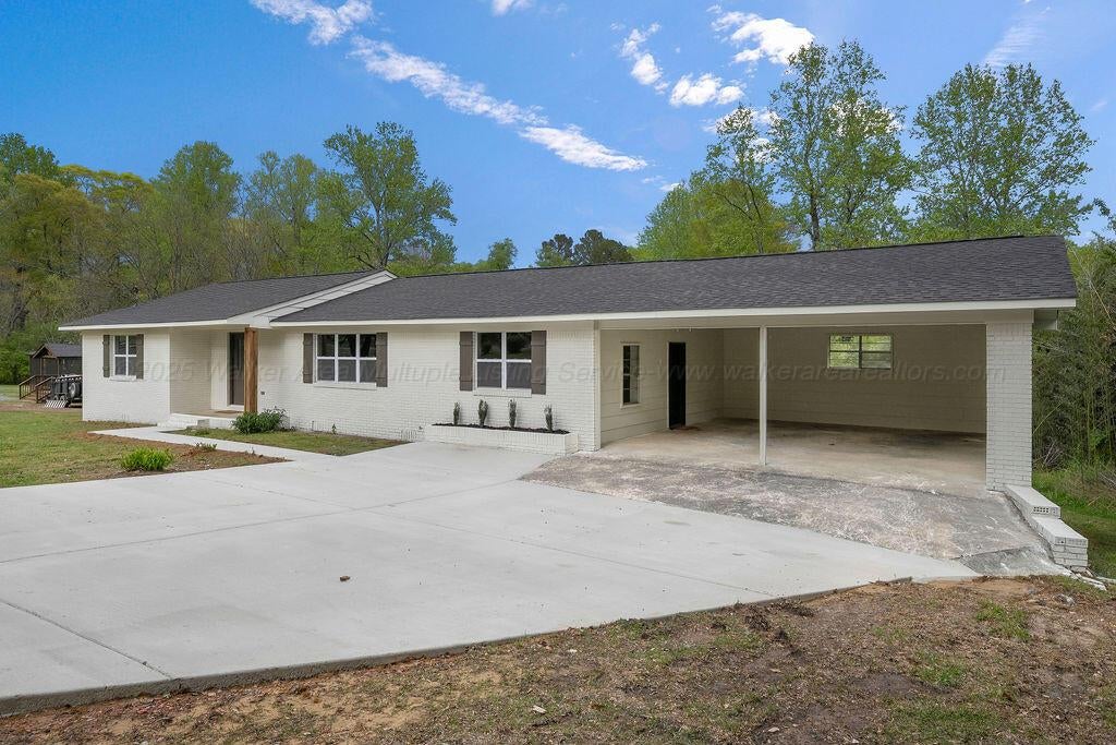 380 Dowdey Road Jasper, AL 35504 - Photo 4 of 23 DSC00711-161-26