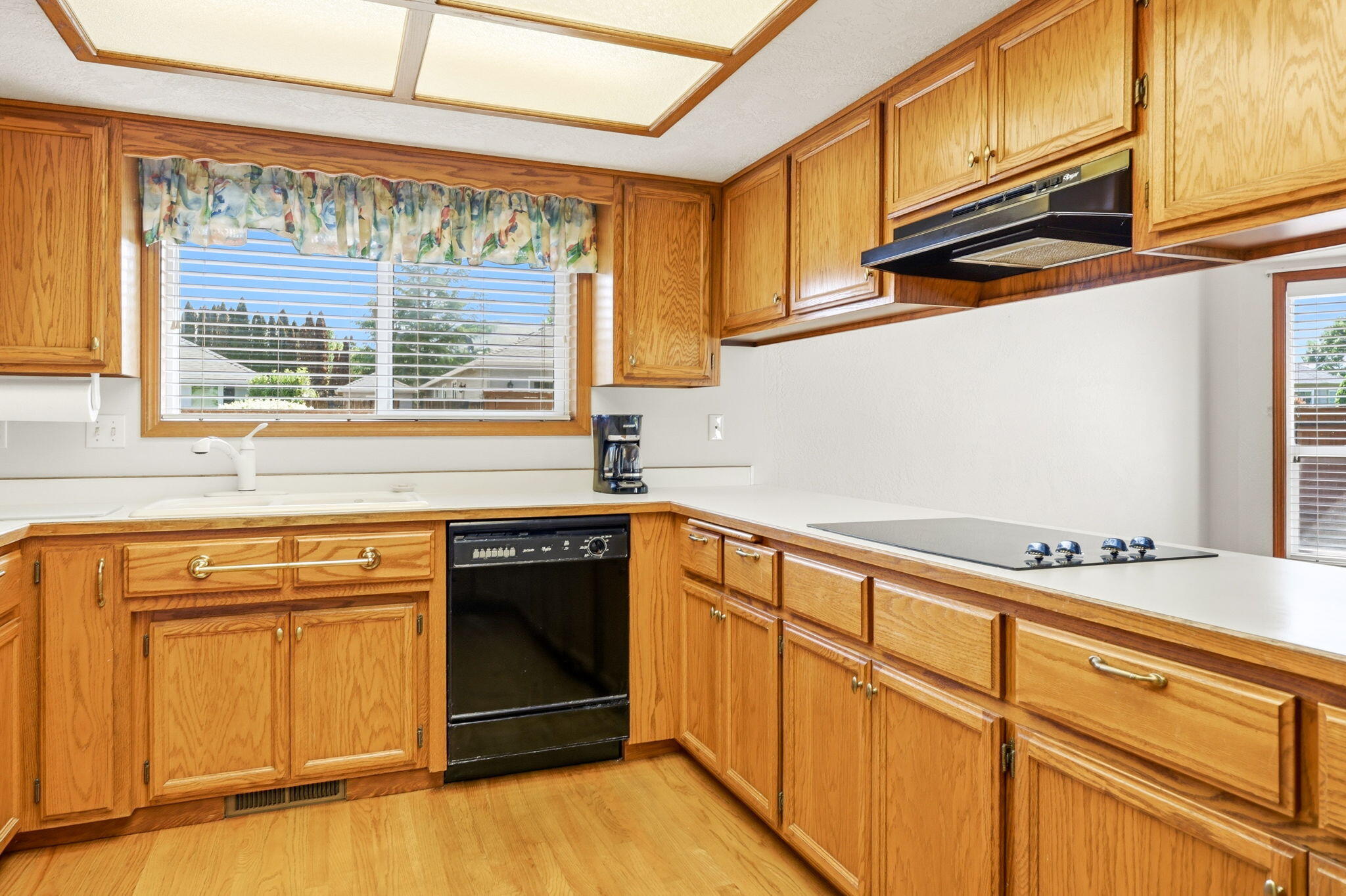 3396 Alameda Street Medford, OR 97504 - Photo 13 of 44 13
