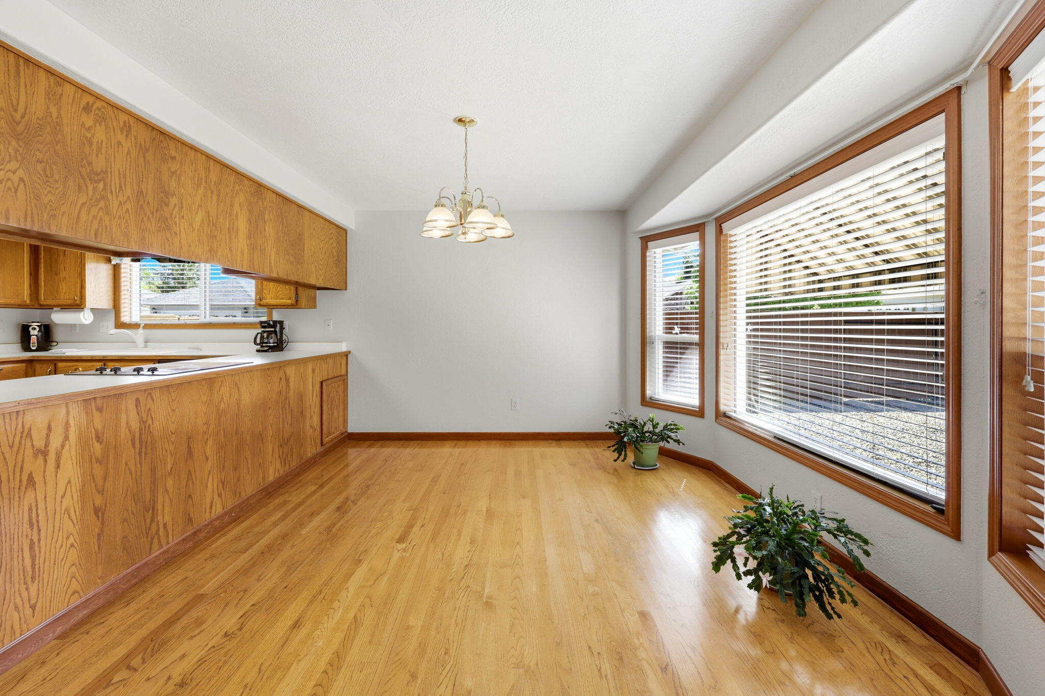3396 Alameda Street Medford, OR 97504 - Photo 19 of 44 19
