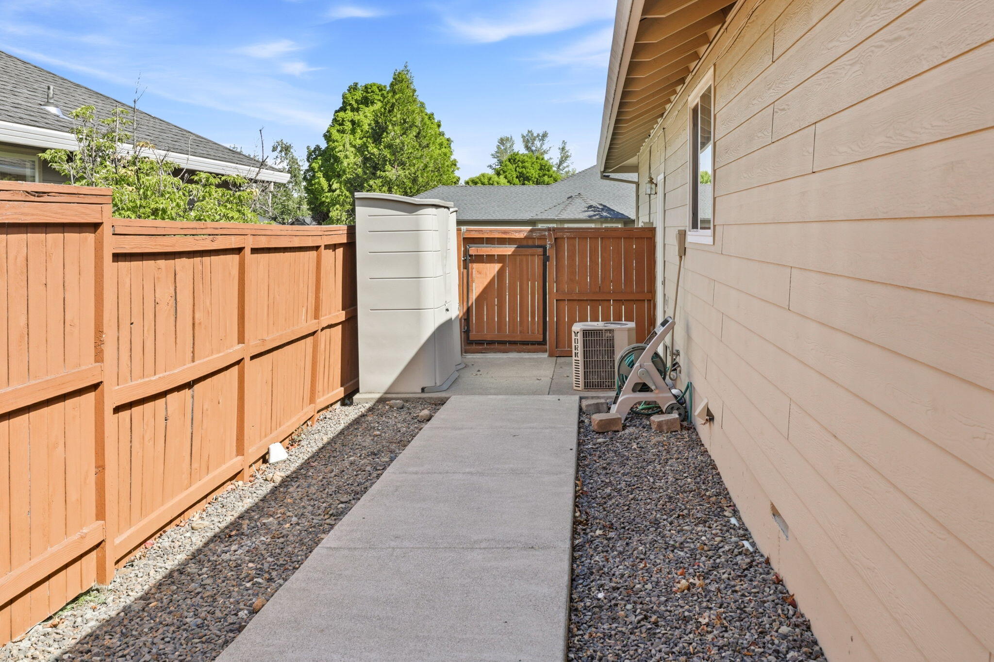 3396 Alameda Street Medford, OR 97504 - Photo 43 of 44 43