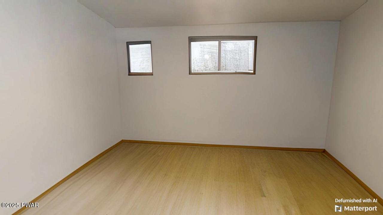 207 Ridge Drive Milford, PA 18337 - Photo 14 of 32 Primary BR No furniture