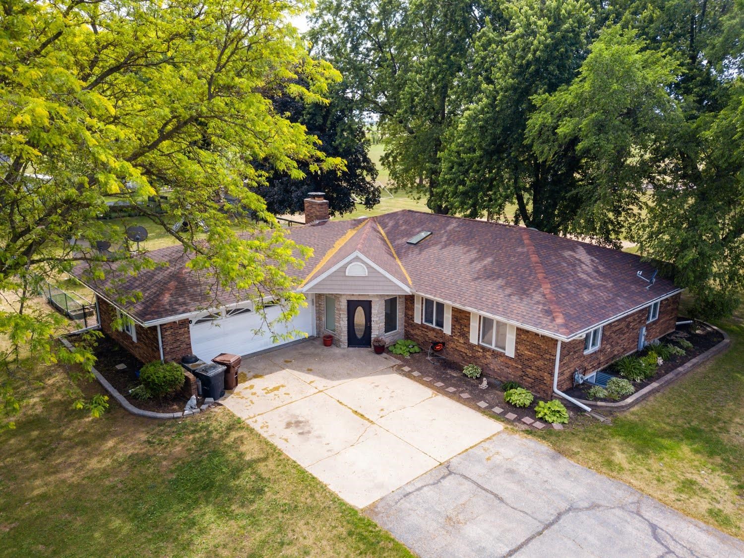 5866 Irene Road Belvidere, IL 61008 - Photo 4 of 46