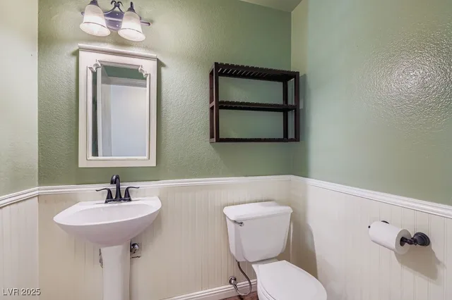 $2,400 | 1129 Galangate Avenue, Henderson, NV 89015