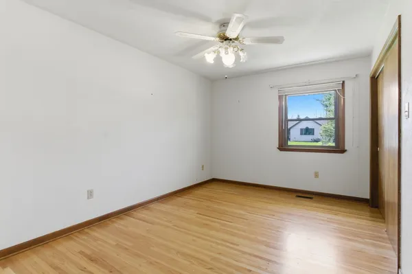 $370,000 | 14 Knollwood Place, Joliet, IL 60433