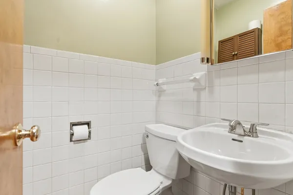 $370,000 | 14 Knollwood Place, Joliet, IL 60433