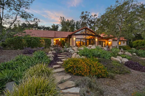 $3,690,000 | 199 Fairview Road, Ojai, CA 93023