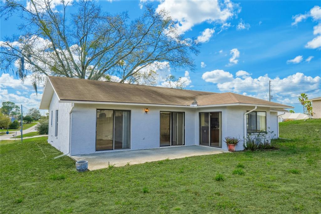 13143 Lawrence Street Spring Hill, FL 34609 - Photo 4 of 35
