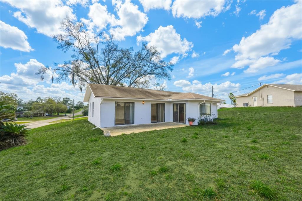 13143 Lawrence Street Spring Hill, FL 34609 - Photo 7 of 35