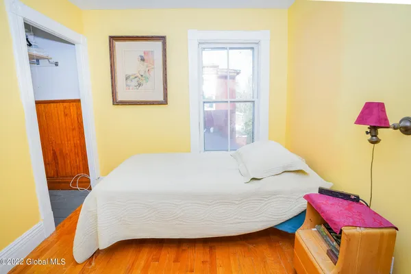 $1,300 | 140 Broad Street, Unit 2, Schuylerville, NY 12871
