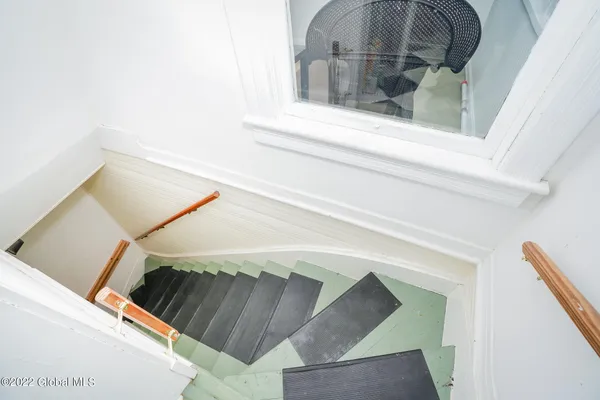 $1,300 | 140 Broad Street, Unit 2, Schuylerville, NY 12871