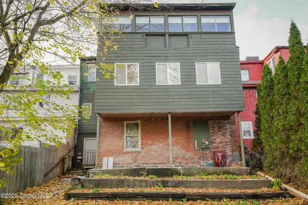 $1,300 | 140 Broad Street, Unit 2, Schuylerville, NY 12871