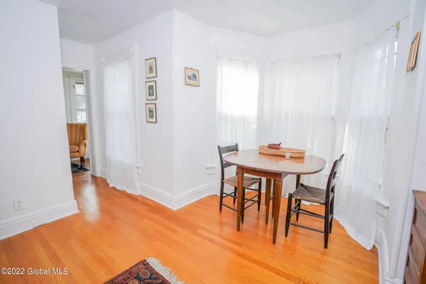$1,300 | 140 Broad Street, Unit 2, Schuylerville, NY 12871